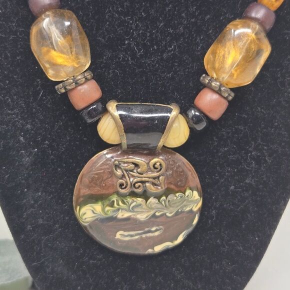 CHICO'S Chunky Beaded Pendant Necklace Earth Tones - Picture 2 of 7